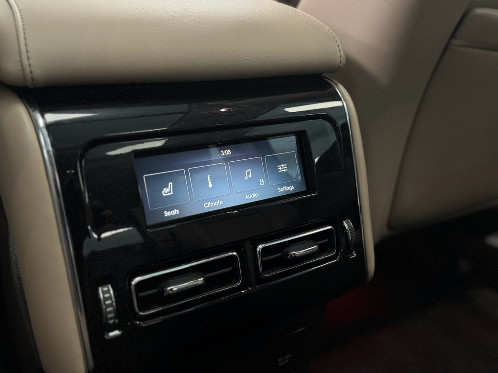 Used 2020 Lincoln Aviator Reserve w/ Equipment Group 201A AWD/4WD image 24