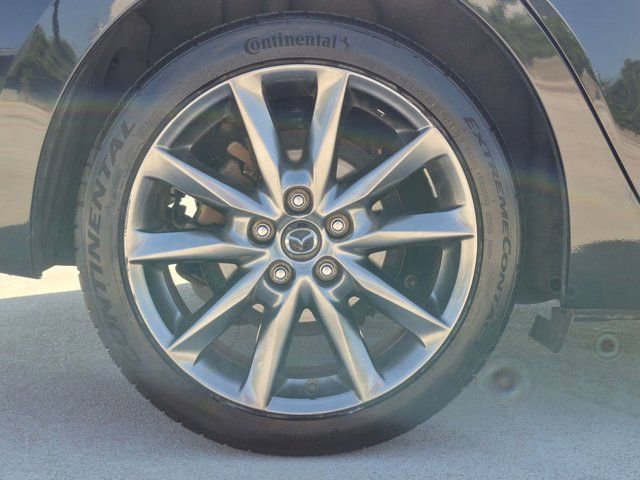 Used 2018 MAZDA MAZDA3 Grand Touring w/ Premium Equipment Package FWD image 21
