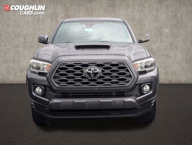 Used 2020 Toyota Tacoma TRD Sport AWD/4WD image 2