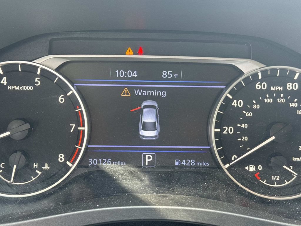 Used 2025 Nissan Altima 2.5 SV FWD image 48