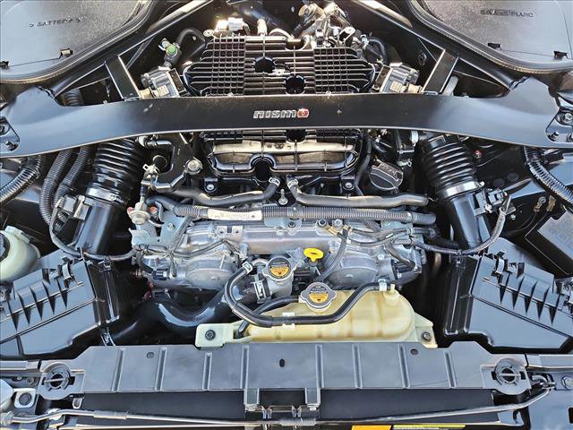 Used 2018 Nissan 370Z NISMO image 18