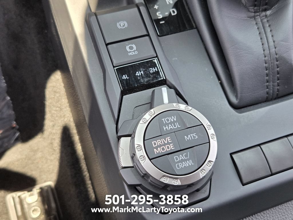 Used 2025 Toyota Tacoma TRD Off-Road AWD/4WD image 22