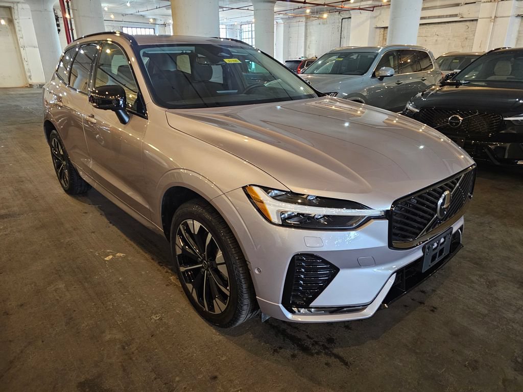 Certified 2026 Volvo XC60 B5 Plus w/ Protection Package Premier AWD/4WD image 5