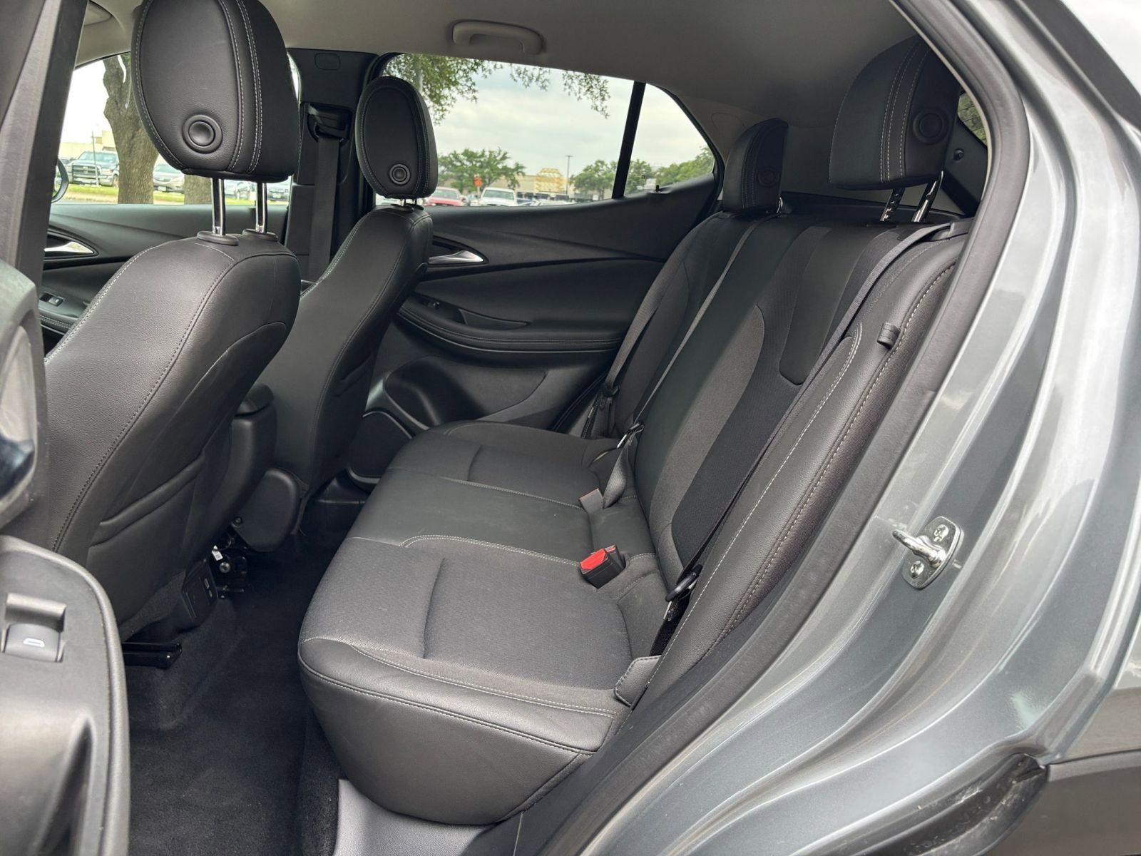Used 2025 Buick Encore GX Preferred FWD image 21