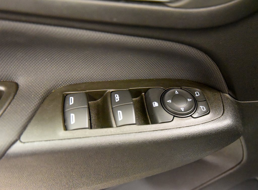 Used 2023 Chevrolet Equinox RS image 15