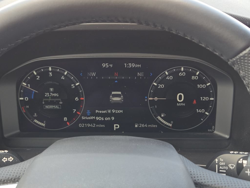 Used 2024 Mitsubishi Outlander SE AWD/4WD image 11
