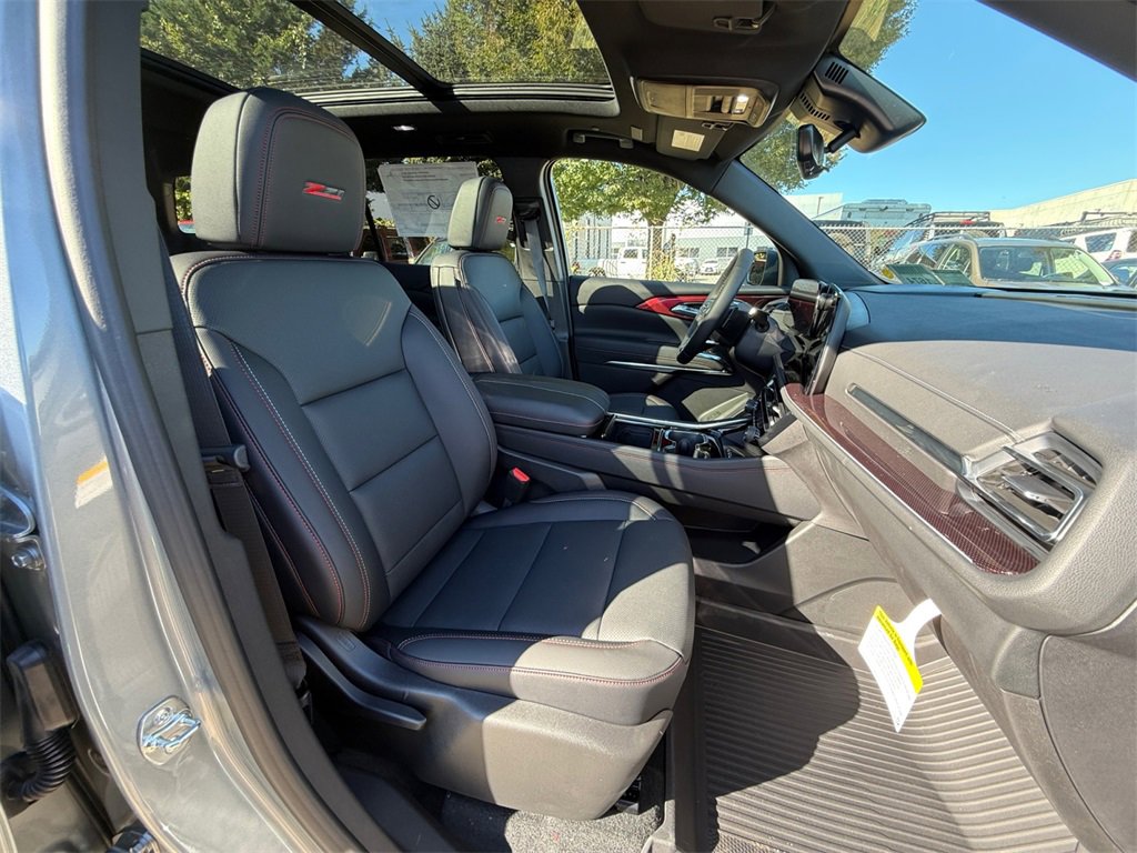 New 2026 Chevrolet Traverse Z71 w/ Driver Confidence Package image 22