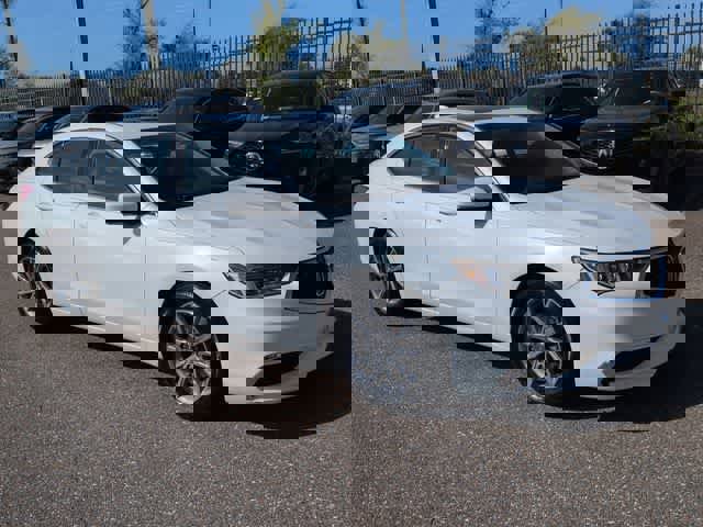 Certified 2018 Acura TLX w/ Technology Package image 2