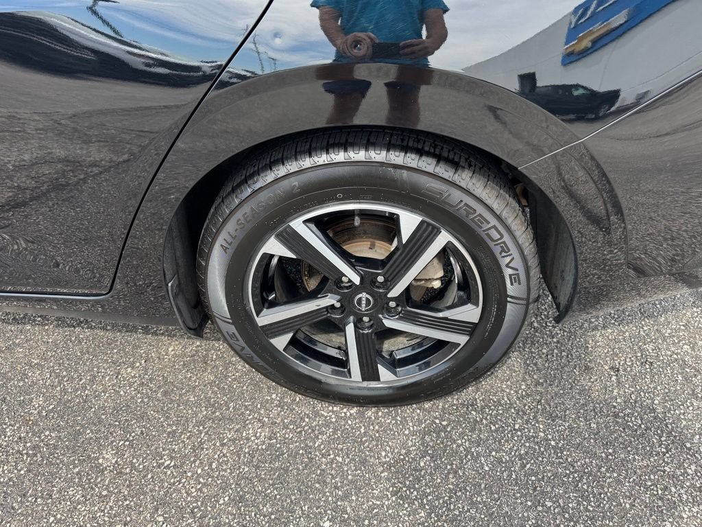 Used 2025 Nissan Sentra SV FWD image 28