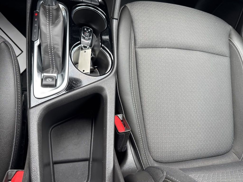 Used 2025 Buick Encore GX Preferred w/ Comfort Package AWD/4WD image 27