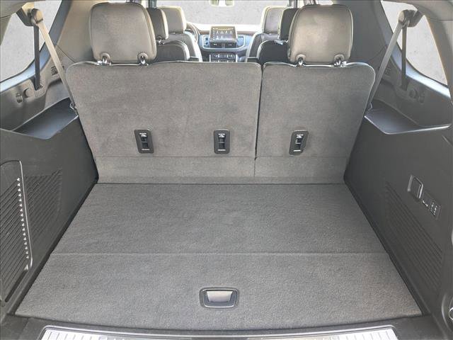 Certified 2024 Chevrolet Suburban Premier image 6