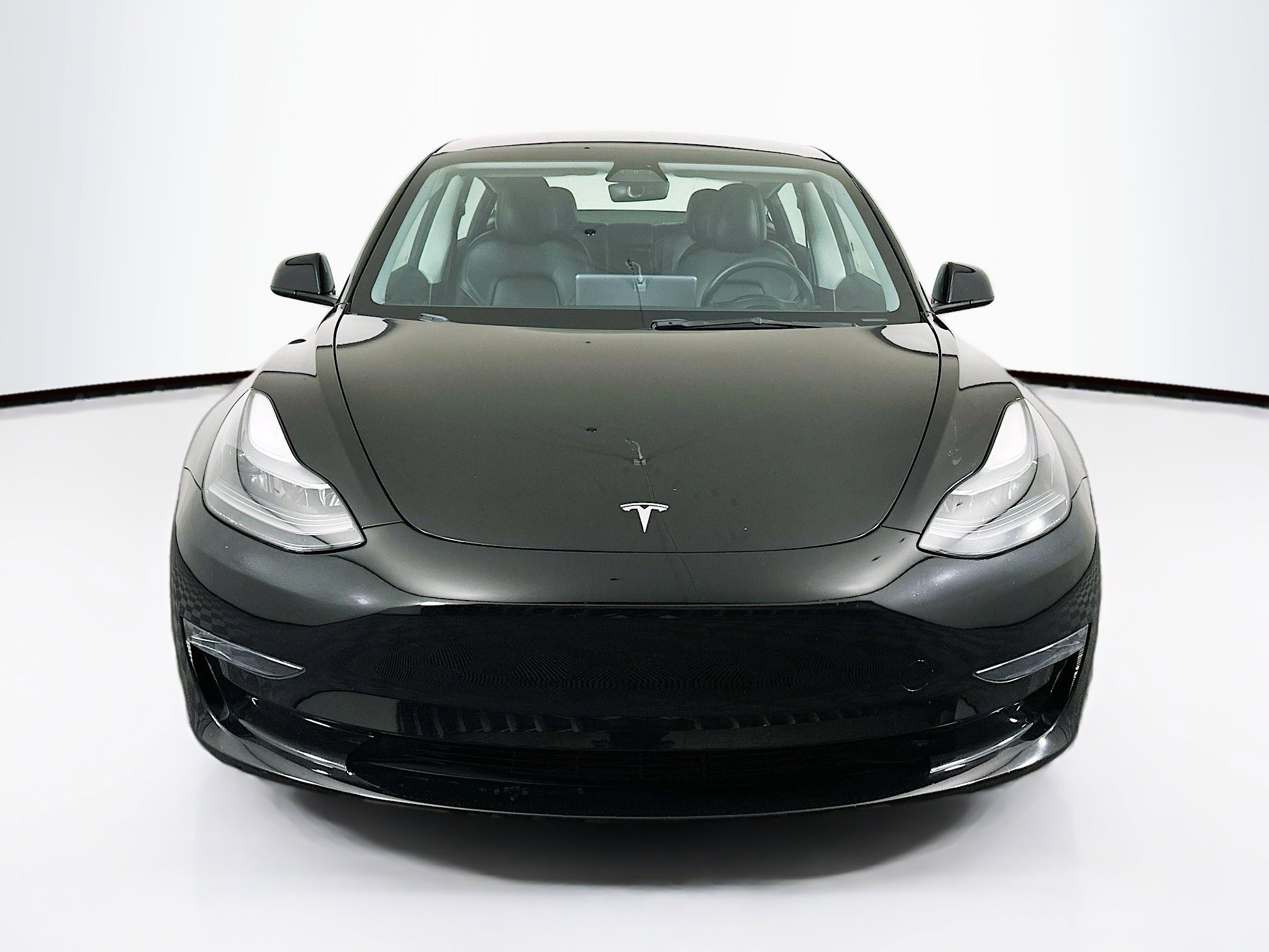Used 2023 Tesla Model 3 Standard Range image 2
