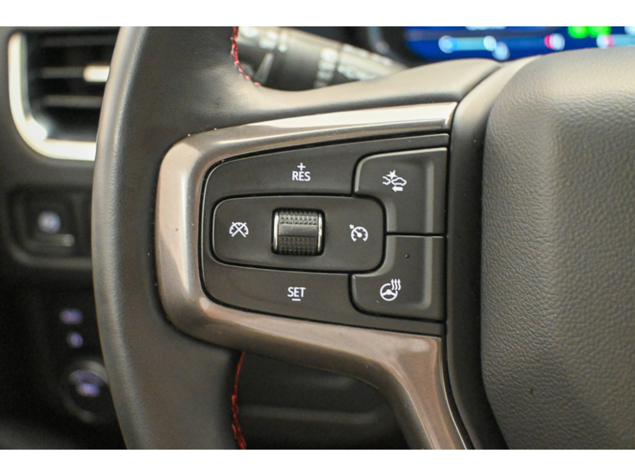 Used 2024 Chevrolet Tahoe RST w/ Luxury Package AWD/4WD image 40