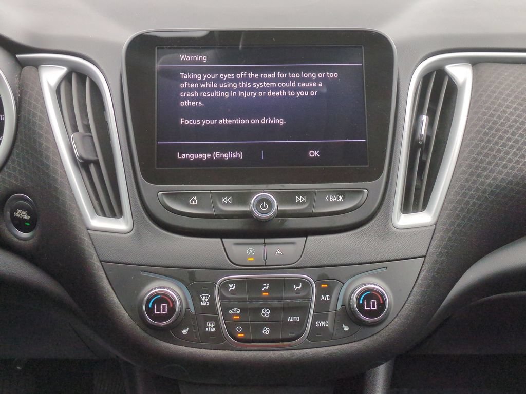 Used 2024 Chevrolet Malibu LT FWD image 17