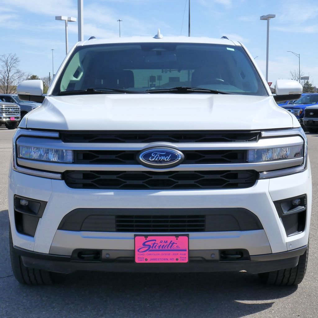 Used 2022 Ford Expedition XLT AWD/4WD image 14