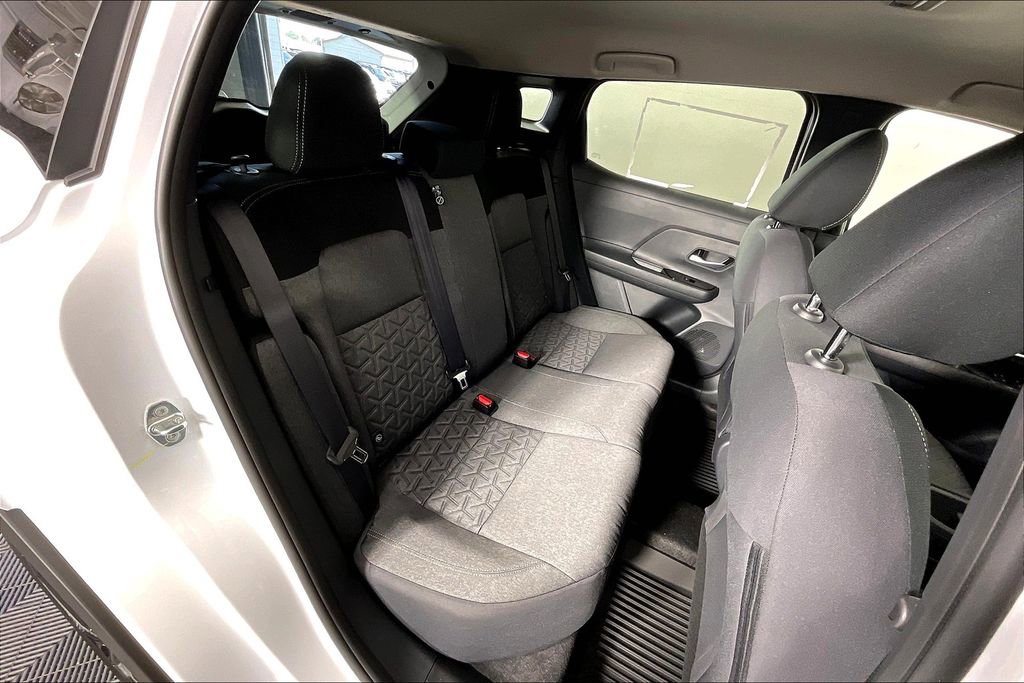 New 2026 Nissan Kicks SV w/ Charging Package image 19