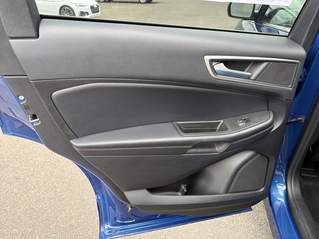 Used 2024 Ford Edge SEL w/ Convenience Package AWD/4WD image 13