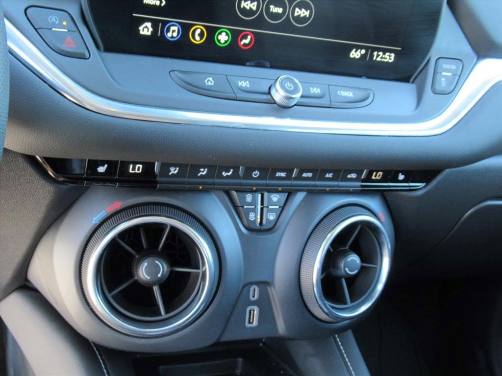 Certified 2024 Chevrolet Blazer LT w/ Convenience Package image 21