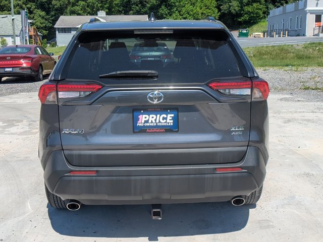 Used 2022 Toyota RAV4 XLE w/ Convenience Package AWD/4WD image 6