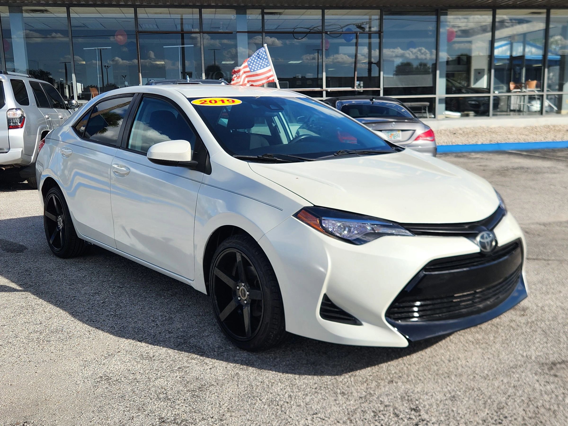 Used 2019 Toyota Corolla LE FWD image 10
