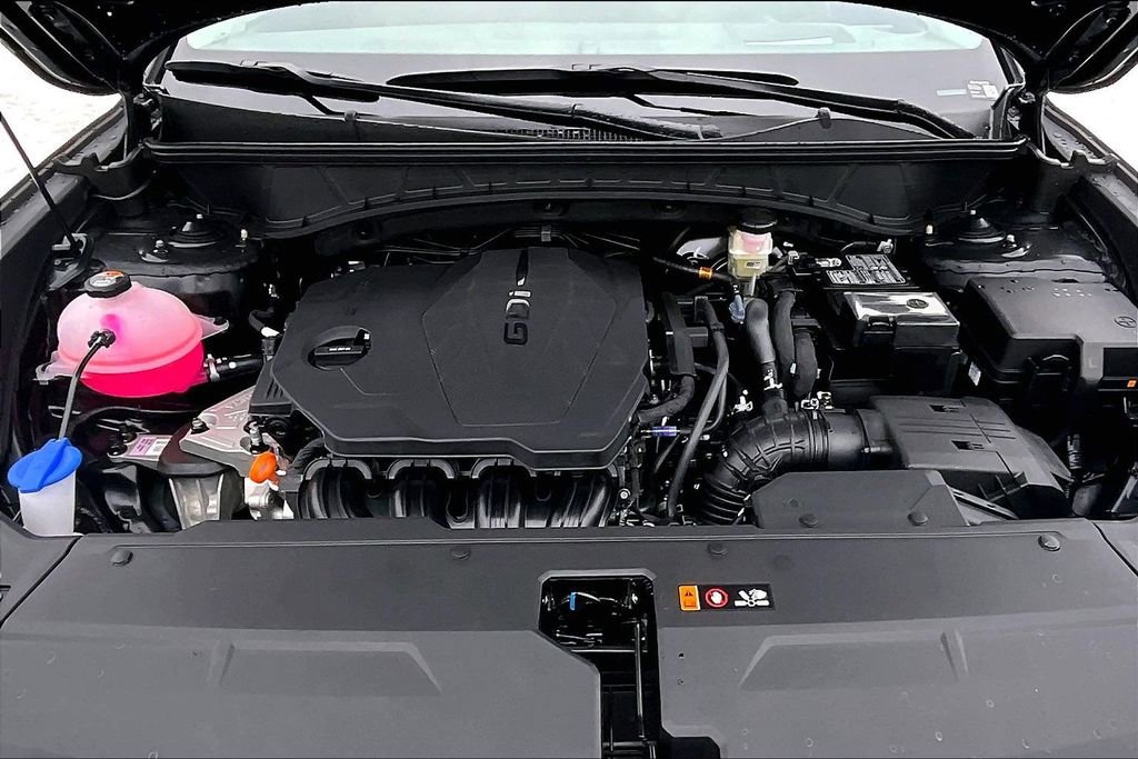 New 2026 Hyundai Tucson Limited image 12