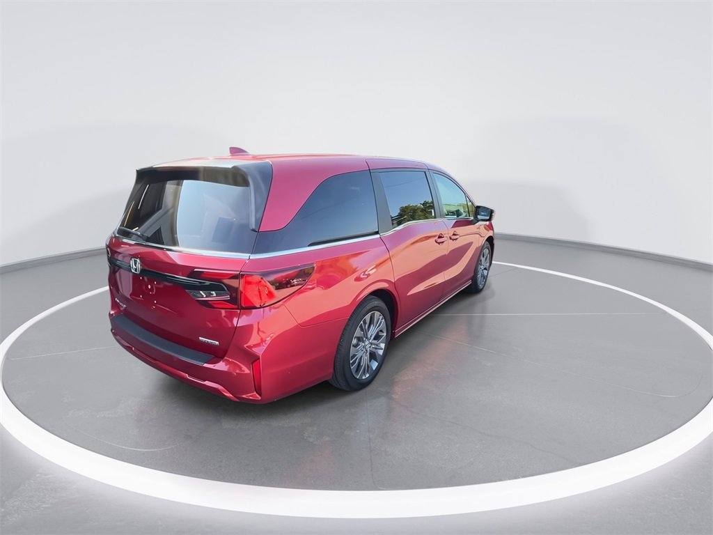 Used 2025 Honda Odyssey Touring image 8