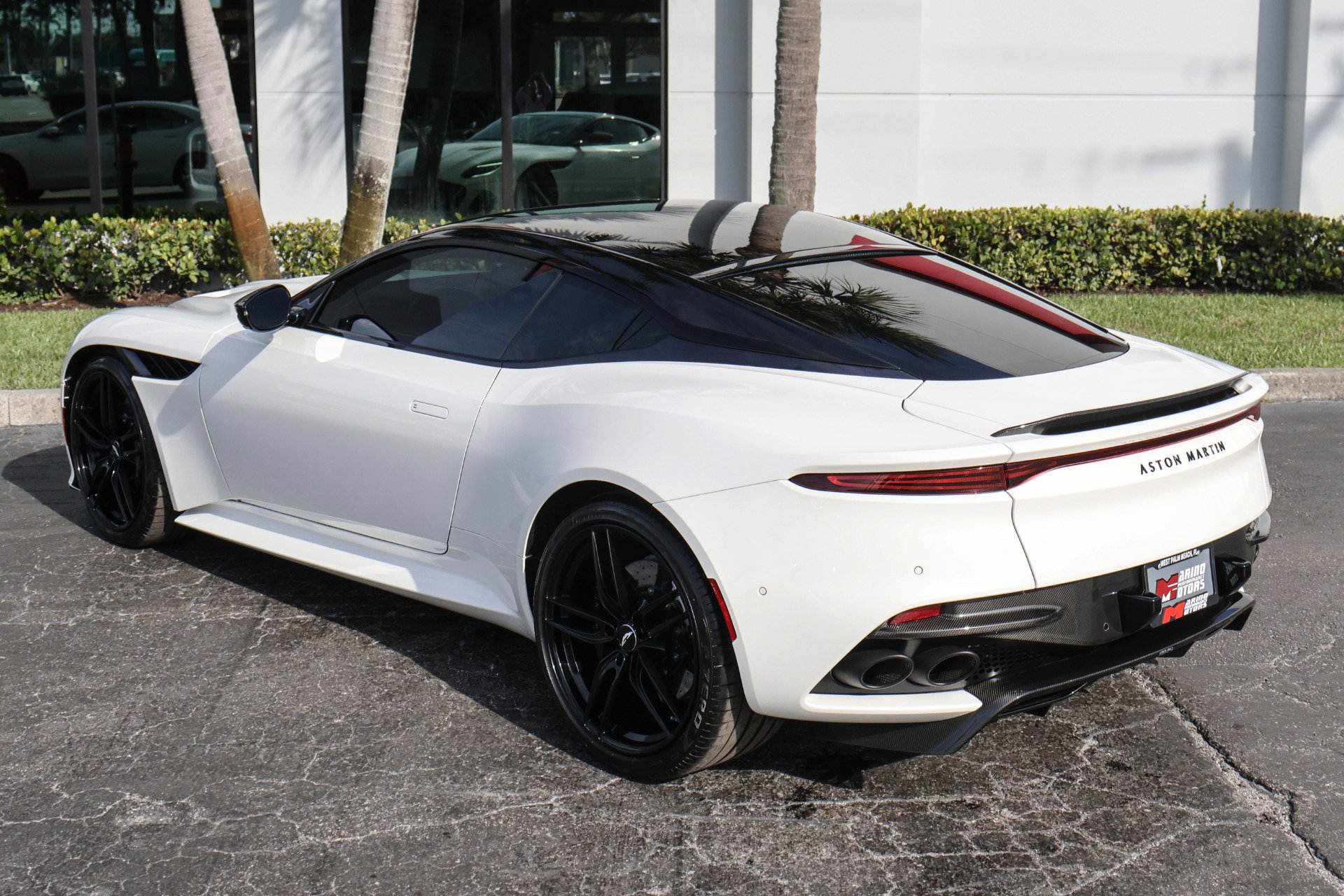Used 2019 Aston Martin DBS Superleggera image 34