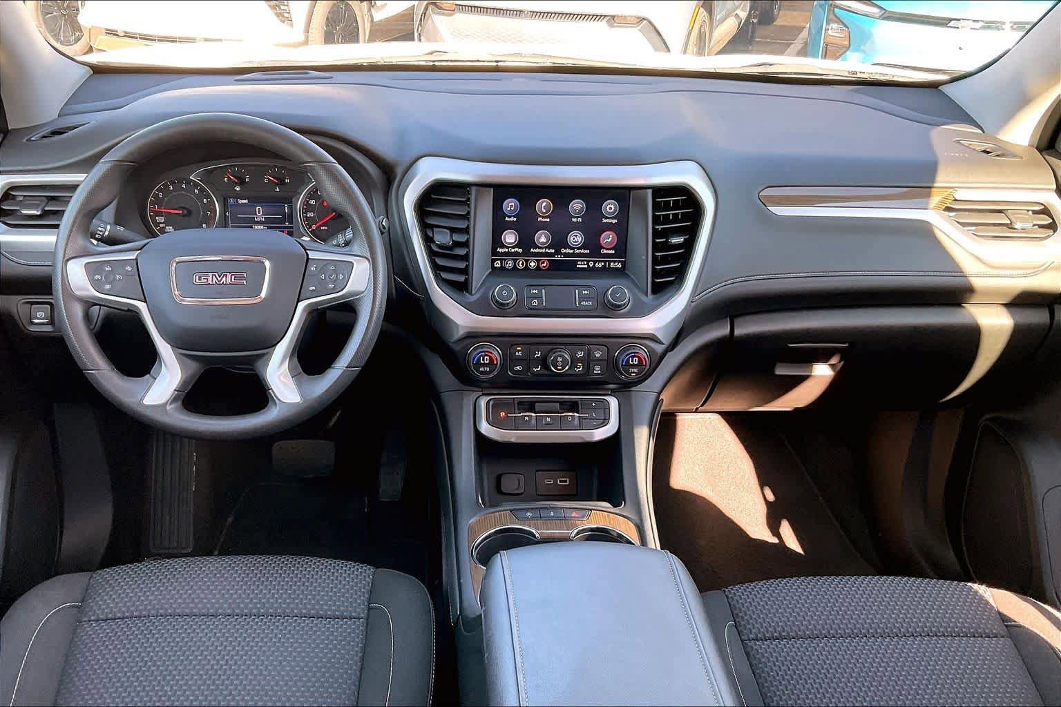 Used 2023 GMC Acadia SLE FWD image 15