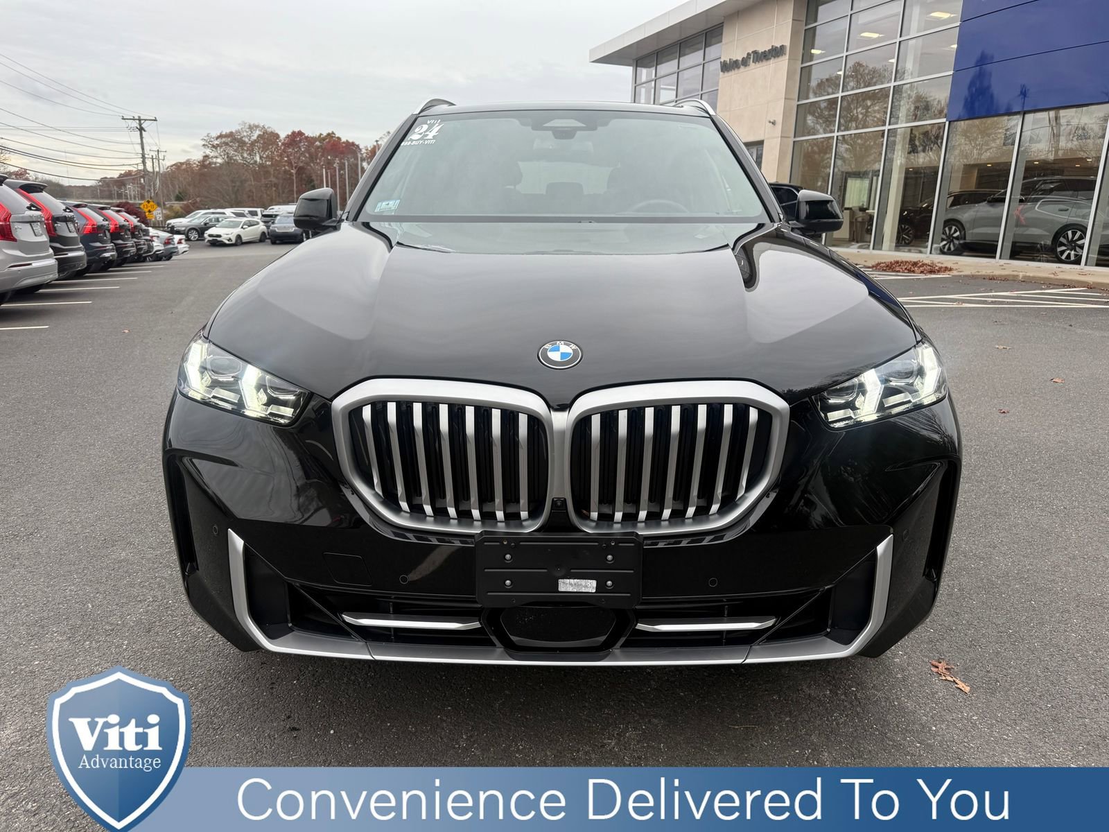 Used 2024 BMW X5 xDrive40i w/ Premium Package image 3