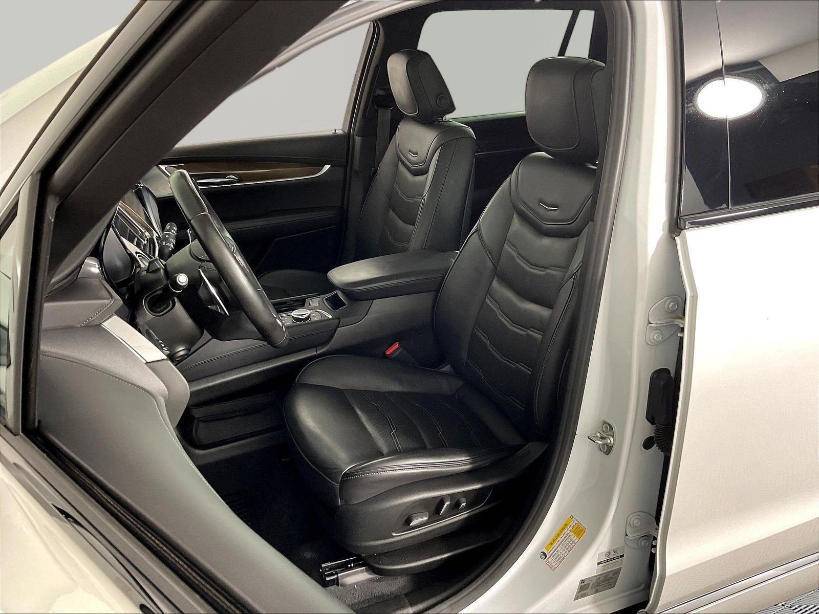 Used 2024 Cadillac XT6 Sport w/ LPO, Onyx Lite Package AWD/4WD image 21