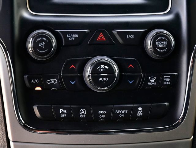 Used 2017 Jeep Grand Cherokee Laredo w/ Quick Order Package 23E image 21