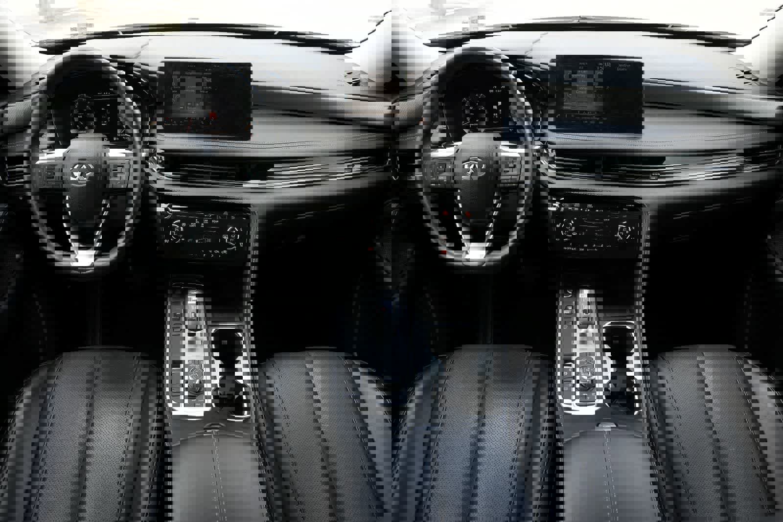 Certified 2023 INFINITI QX60 Luxe w/ Cargo Package FWD image 7