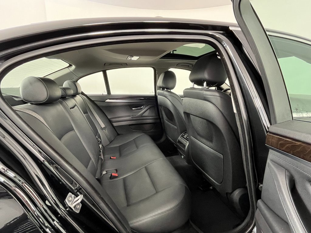 Used 2015 BMW 528i xDrive Sedan image 21