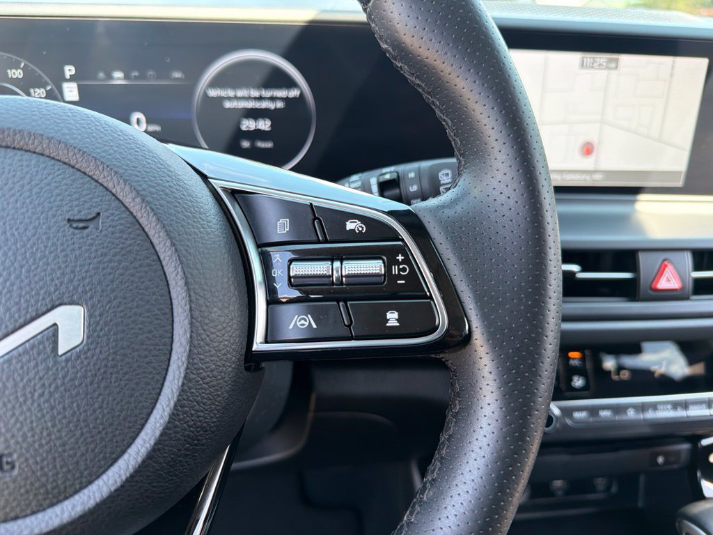 Certified 2024 Kia Seltos SX AWD/4WD image 17