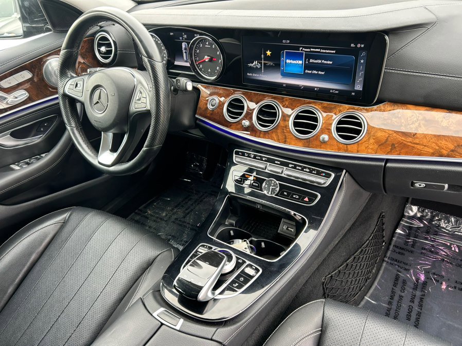 Used 2017 Mercedes-Benz E 400 4MATIC Wagon image 26