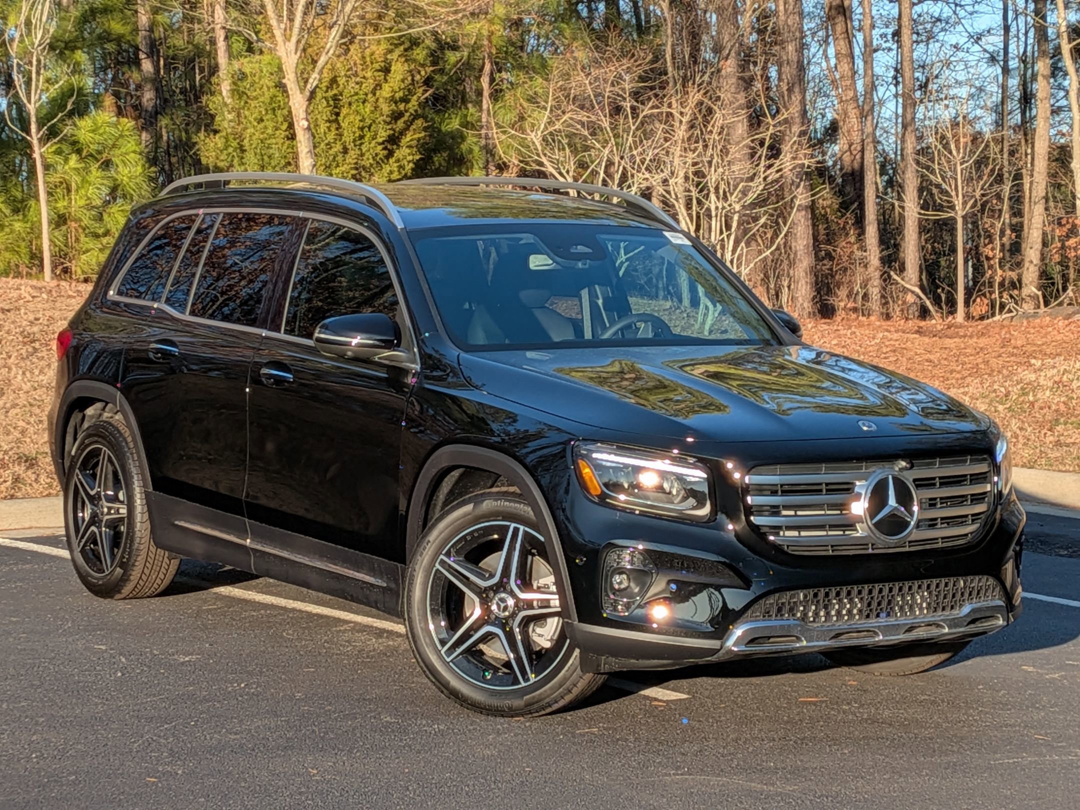 New 2026 Mercedes-Benz GLB 250 image 2