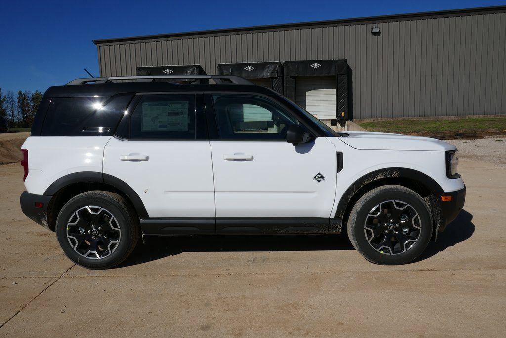 New 2025 Ford Bronco Sport Outer Banks w/ Outer Banks Tech Package+ image 4