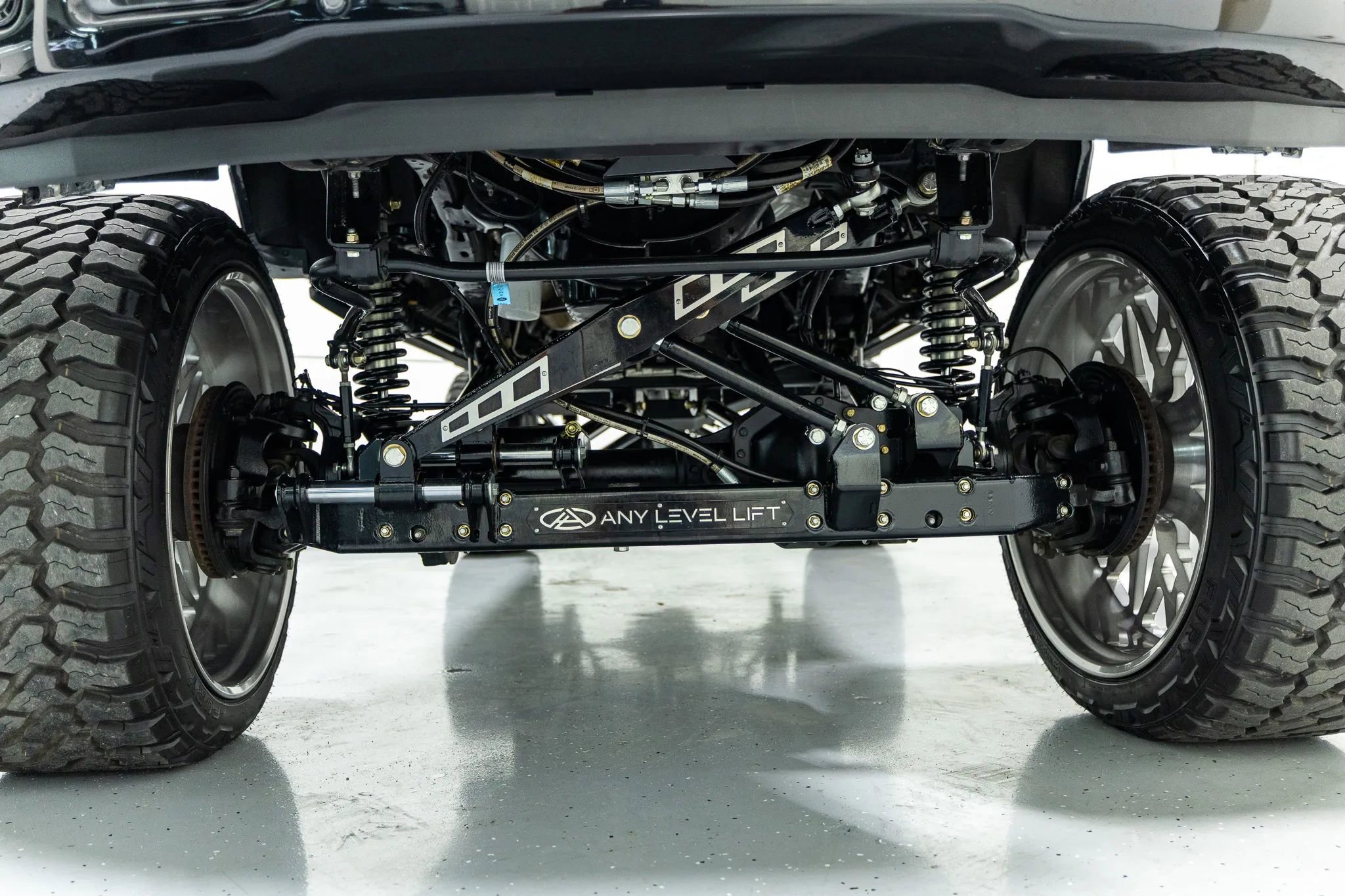 Used 2024 Ford F350 Platinum image 17