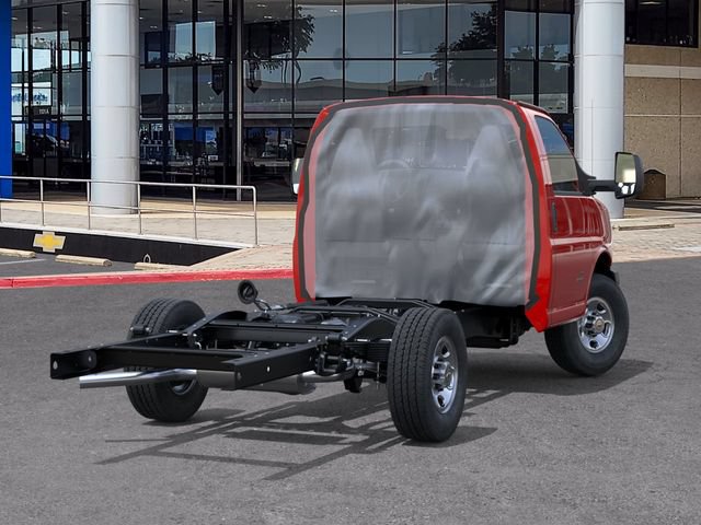 New 2026 Chevrolet Express 3500 RWD image 4