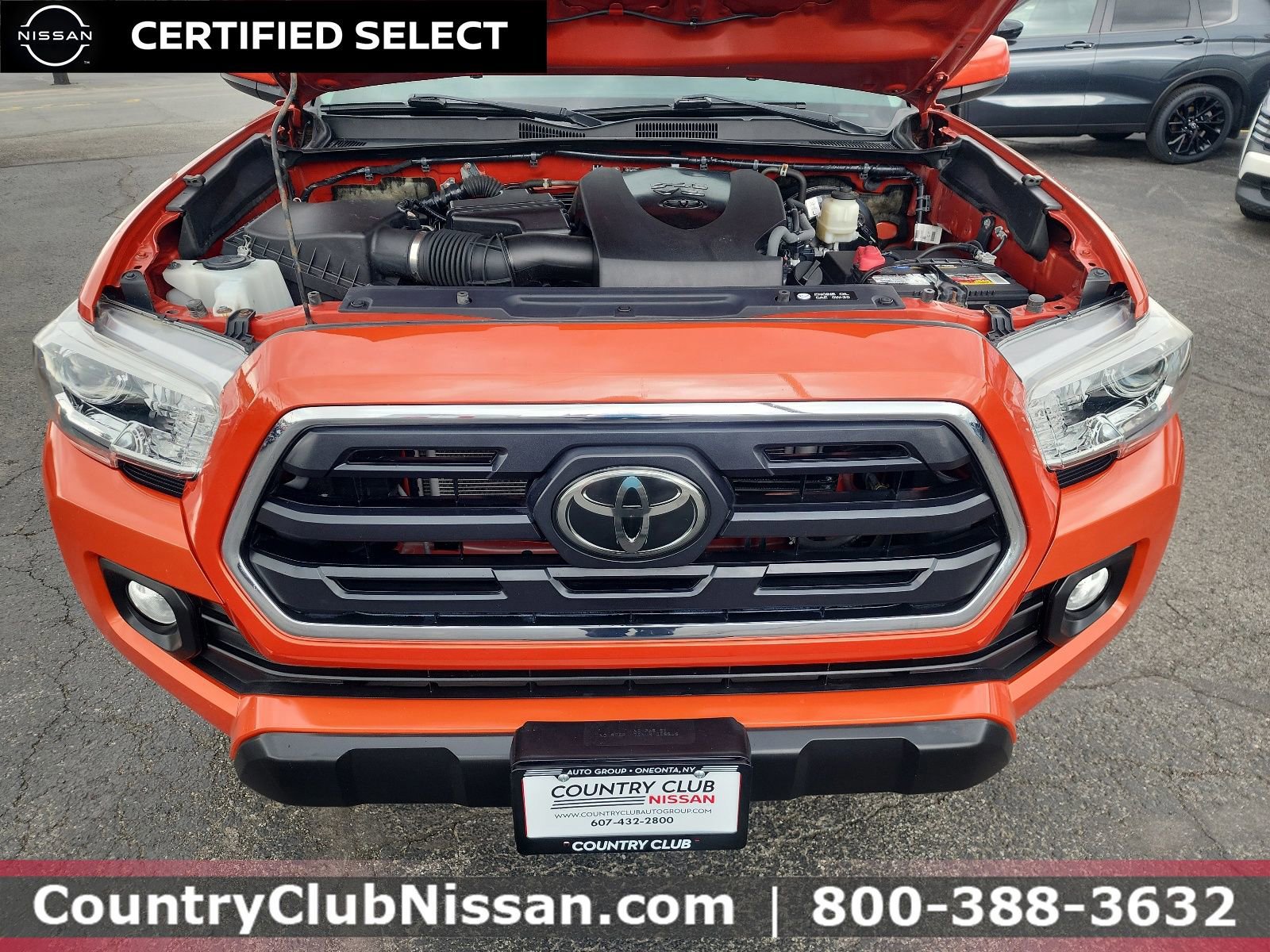 Used 2018 Toyota Tacoma SR5 AWD/4WD image 28