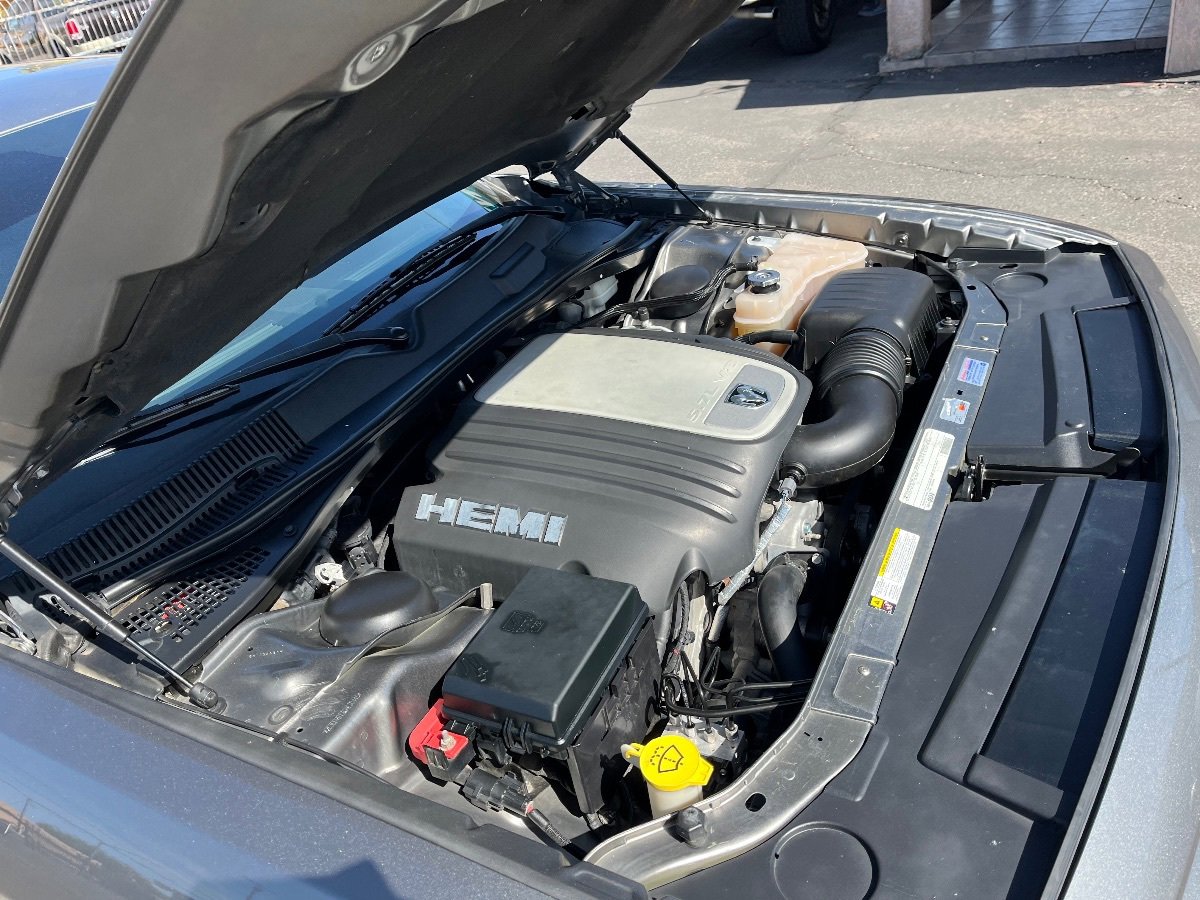 Used 2012 Dodge Challenger R/T RWD image 34