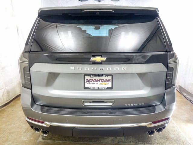 New 2026 Chevrolet Suburban Premier image 6