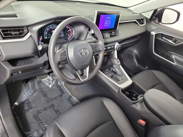 Used 2024 Toyota RAV4 XLE Premium FWD image 18