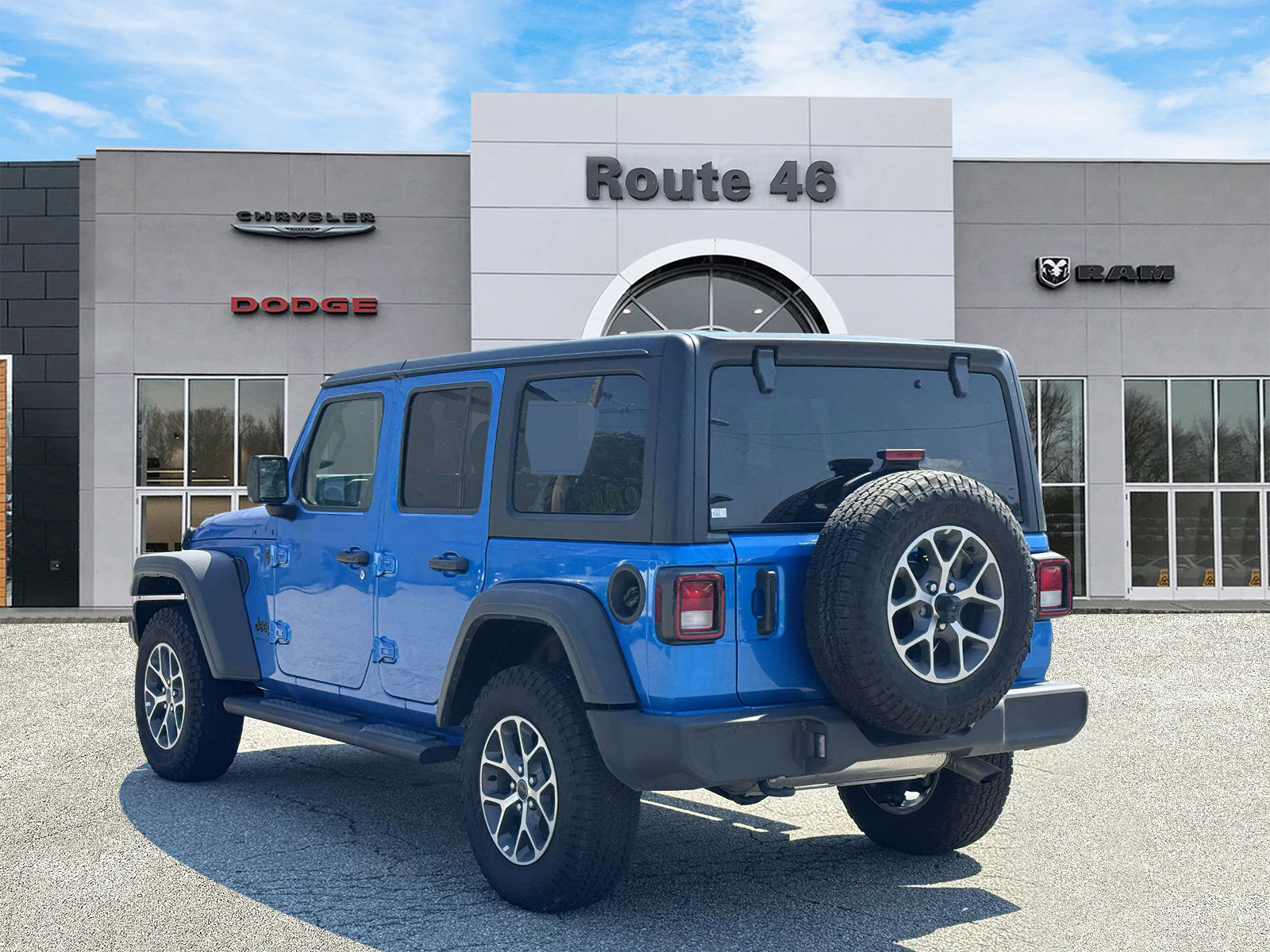 Used 2025 Jeep Wrangler Unlimited Sport AWD/4WD image 4