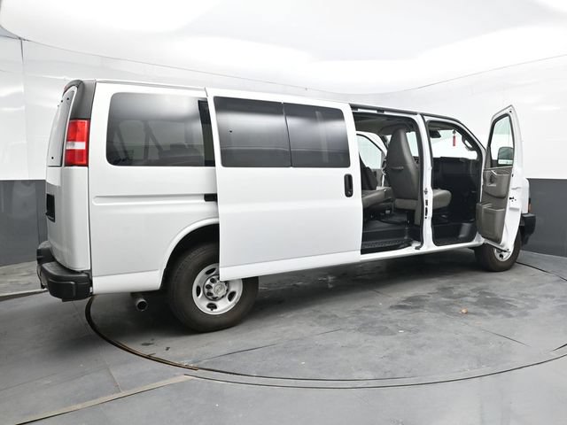 Used 2024 Chevrolet Express 3500 LS RWD image 45