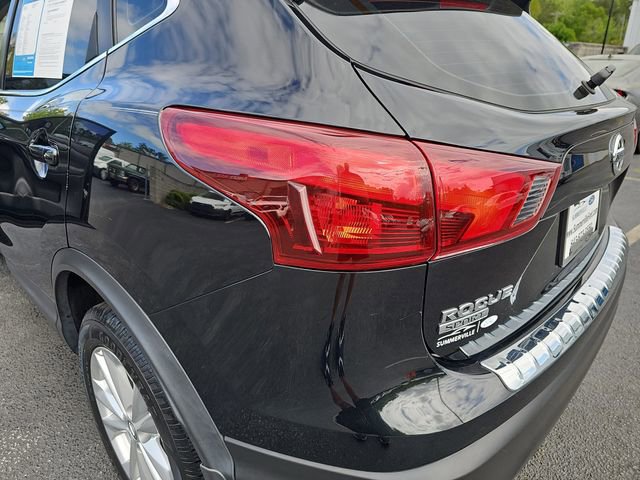 Used 2017 Nissan Rogue Sport SV image 34
