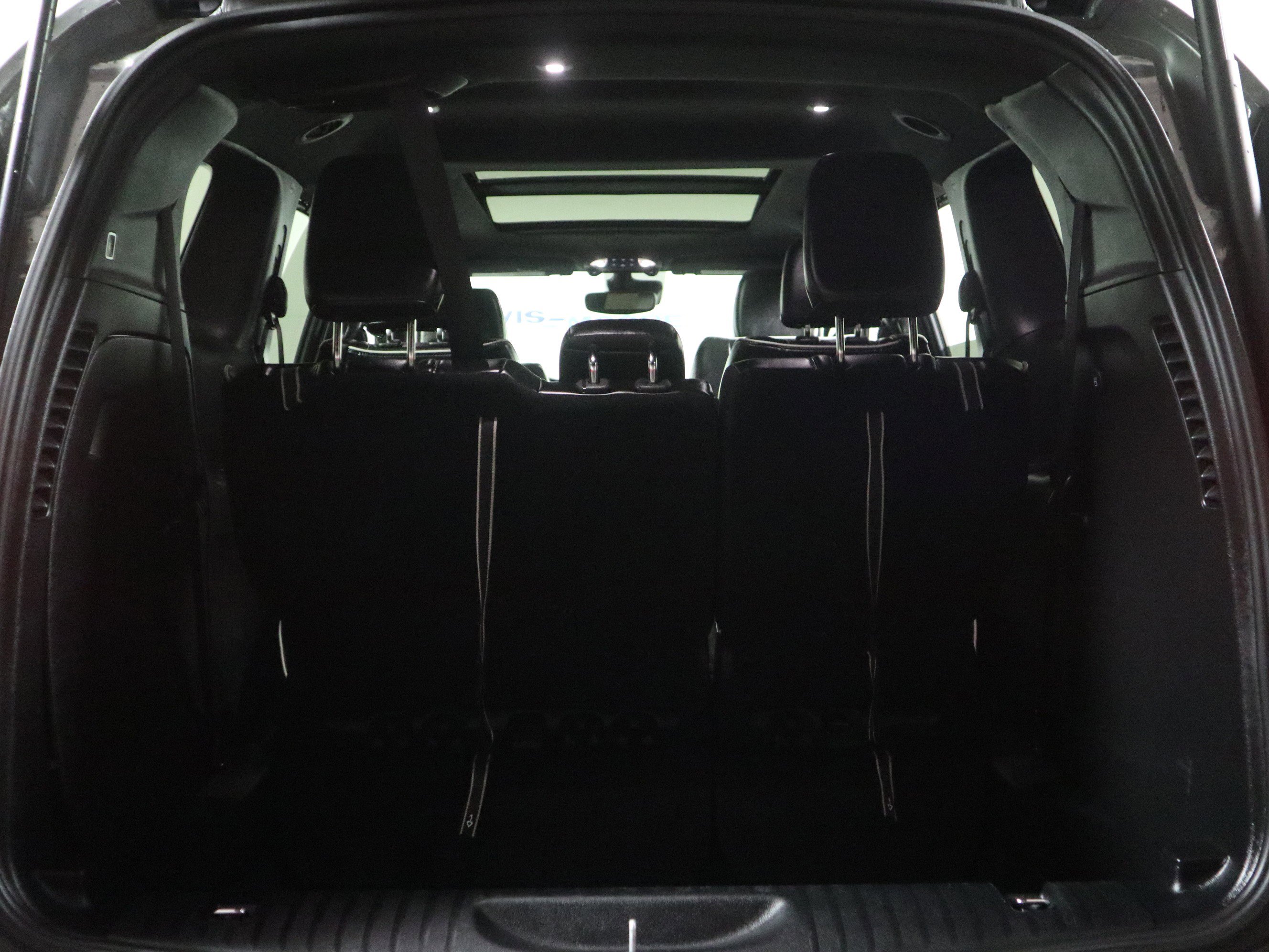 Used 2025 Chrysler Pacifica Limited image 8