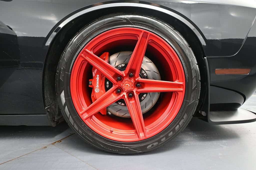 Used 2016 Dodge Challenger SRT Hellcat RWD image 12