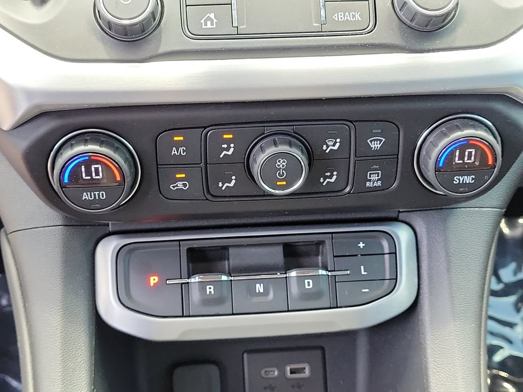 Used 2021 GMC Acadia SLE w/ Driver Convenience Package FWD image 27