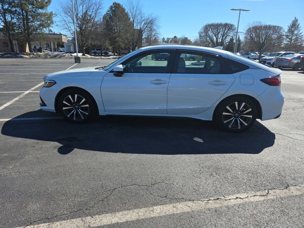 Used 2024 Honda Civic EX-L image 4